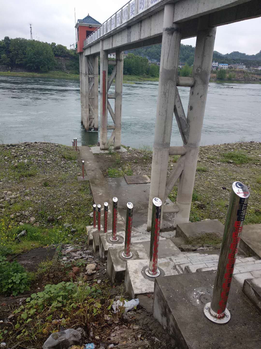 定制各種水尺，不銹鋼圓柱水尺